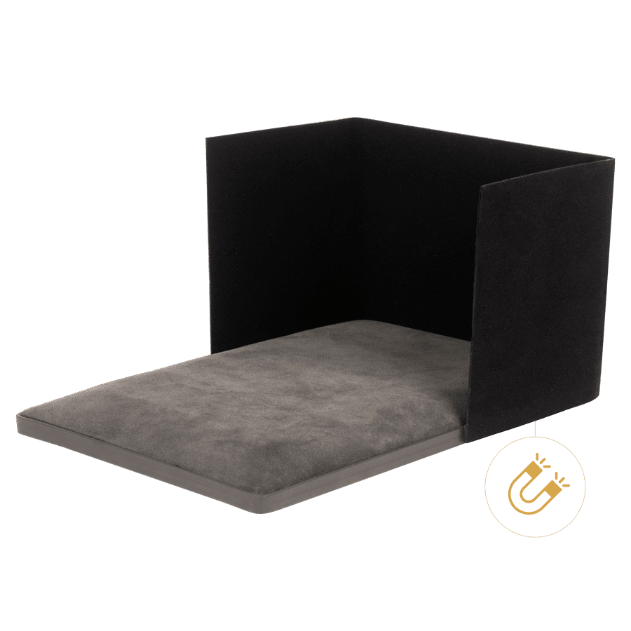 Gilding cushion with suede shield